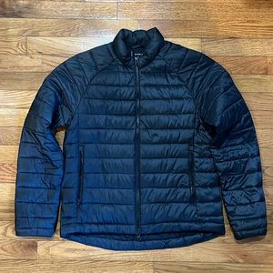 Everlane • ReNew short puffer